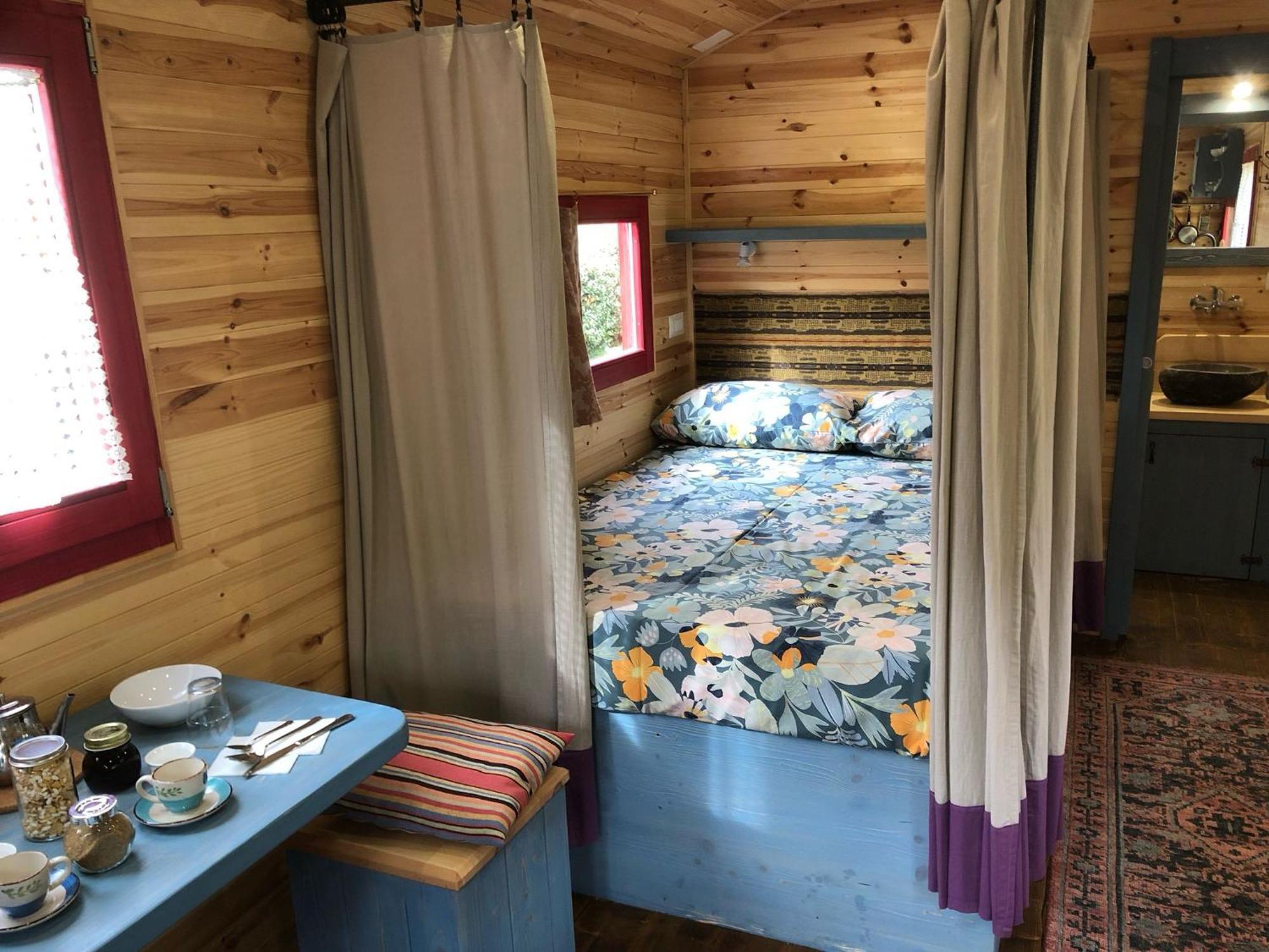 Agriturismo La Rovere - I Carrozzoni Gitani Коссано-Бельбо Экстерьер фото