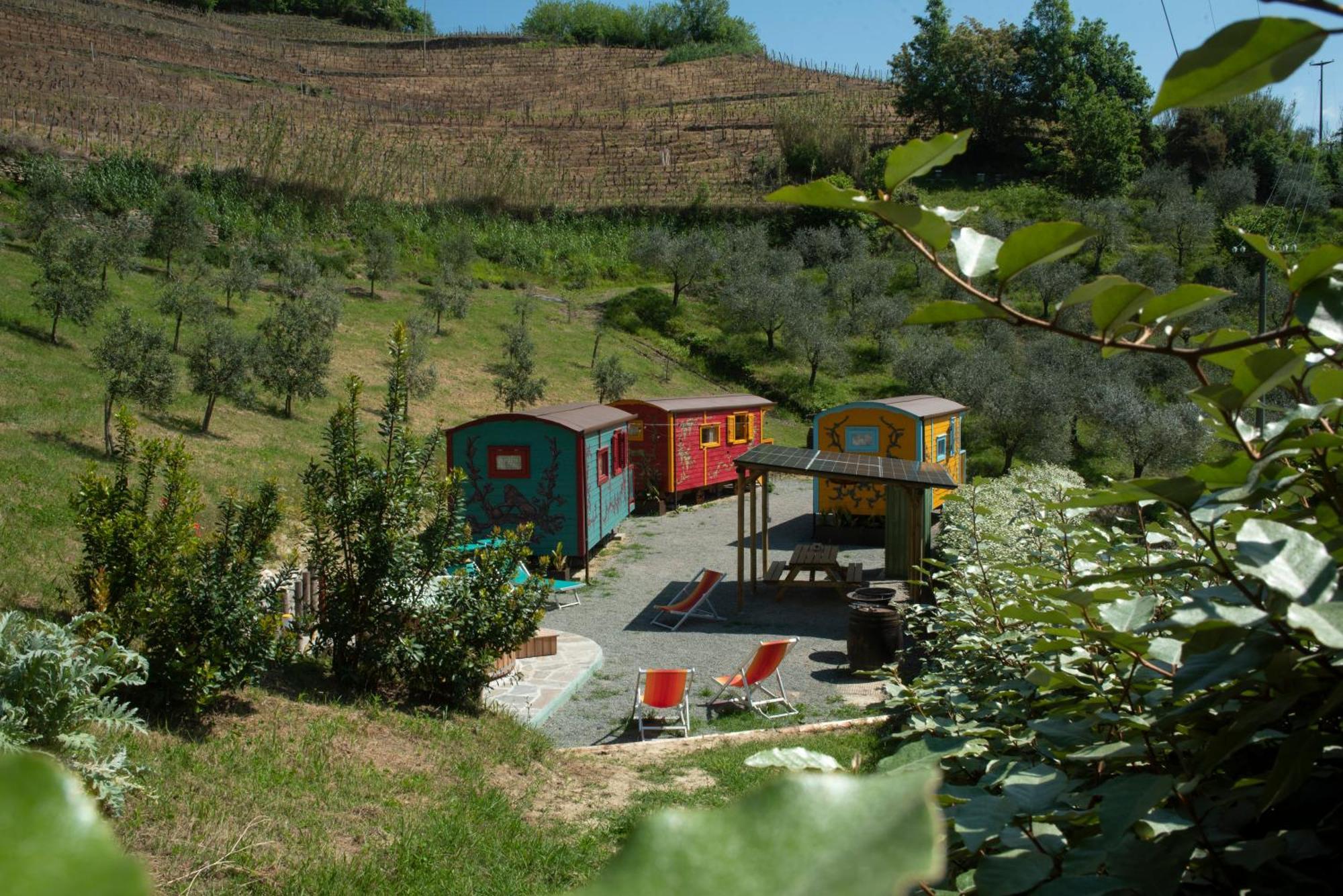 Agriturismo La Rovere - I Carrozzoni Gitani Коссано-Бельбо Экстерьер фото